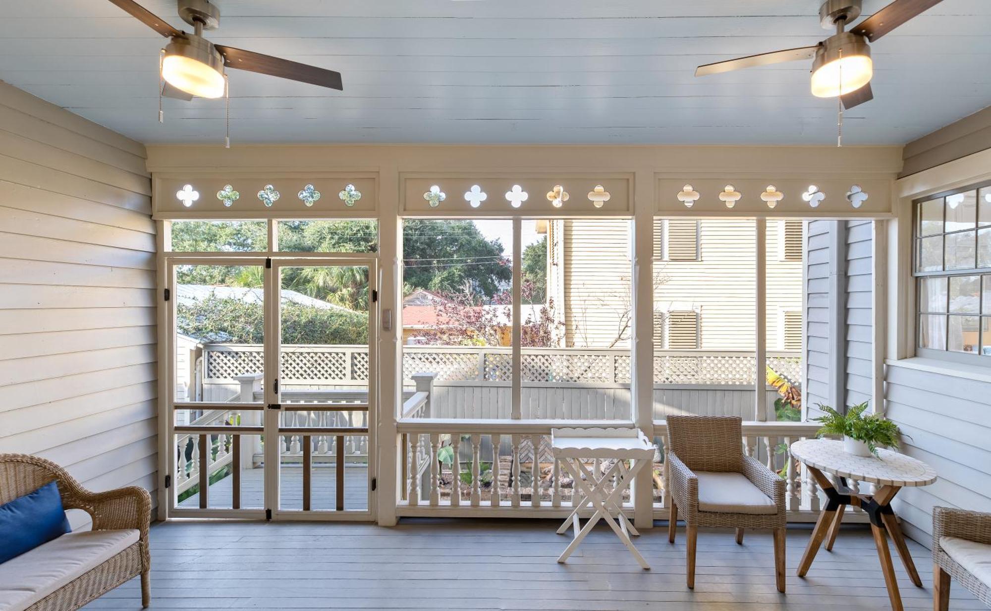 Historic 1871 Coastal Breeze With Heated Pool - Restoring Galvestonヴィラ エクステリア 写真