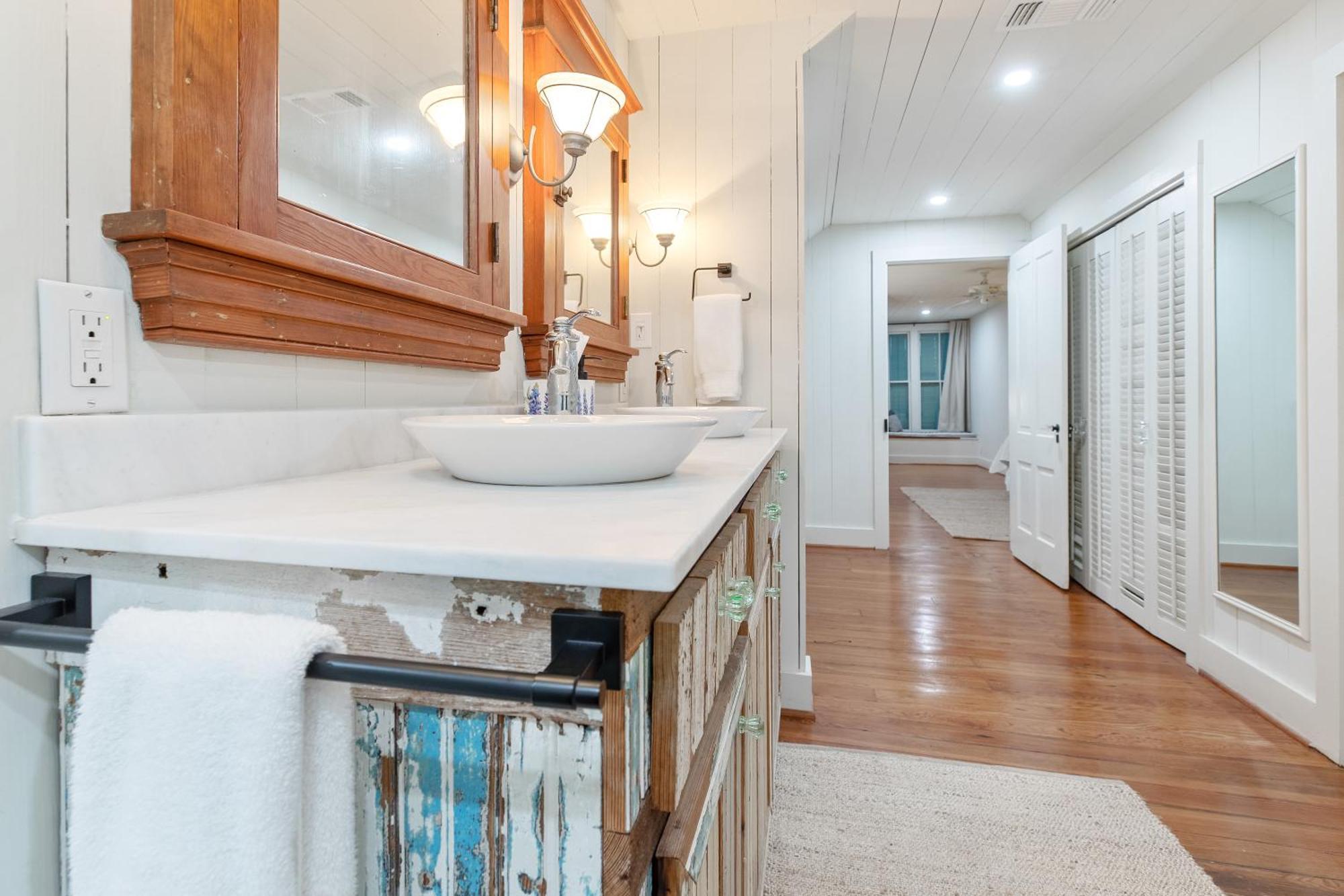 Historic 1871 Coastal Breeze With Heated Pool - Restoring Galvestonヴィラ エクステリア 写真